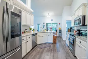 6739 Indian St, Navarre, FL 32566 - Photo 8
