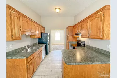 5105 Westport Dr, Milton, FL 32570 - Photo 4