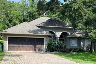 11 Highpoint Dr, Gulf Breeze, FL 32561 - Photo 1