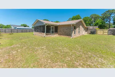 6844 Community Dr, Pensacola, FL 32526 - Photo 46
