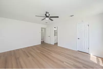 6844 Community Dr, Pensacola, FL 32526 - Photo 24