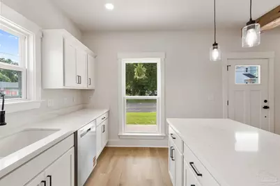713 N F St, Pensacola, FL 32501 - Photo 12
