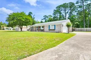 5034 Shoshone Dr, Pensacola, FL 32507 - Photo 2