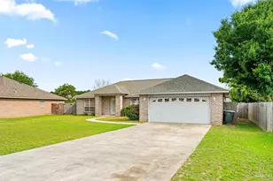 638 Downhaul Dr, Pensacola, FL 32507 - Photo 4