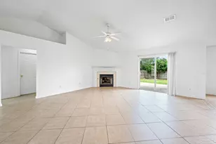 638 Downhaul Dr, Pensacola, FL 32507 - Photo 8