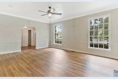 203 W Lloyd St, Pensacola, FL 32501 - Photo 6
