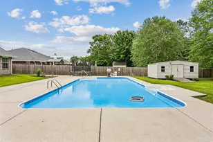 1543 Twin Pines Cir, Cantonment, FL 32533 - Photo 32