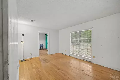 5530 Holley St, Milton, FL 32583 - Photo 8