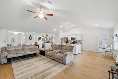 6512 Benelli Dr, Milton, FL 32570 - Photo 8
