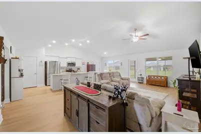 6512 Benelli Dr, Milton, FL 32570 - Photo 6