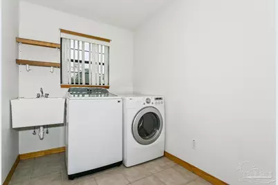 7260 Suman Ln, Pensacola, FL 32526 - Photo 14