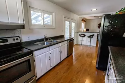 6061 Audubon Dr, Pensacola, FL 32504 - Photo 18