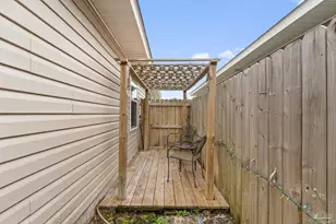 5777 Guinevere Ln, Milton, FL 32583 - Photo 40