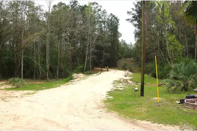 6071 W Hwy 4, Century, FL 32535 - Photo 32