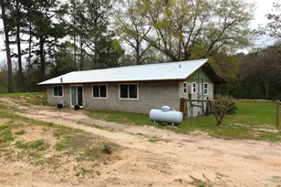 6071 W Hwy 4, Century, FL 32535 - Photo 1