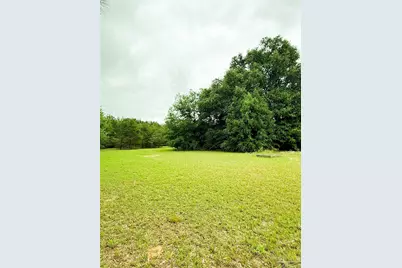 5208 Green Springs Dr, Milton, FL 32583 - Photo 2