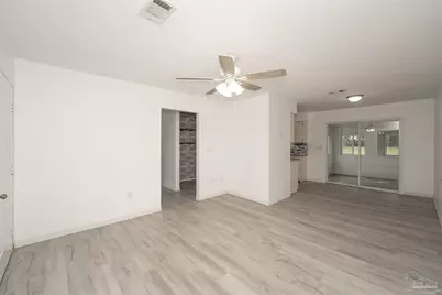107 Windsor Dr, Crestview, FL 32539 - Photo 8