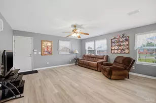 6625 Owens St, Pensacola, FL 32503 - Photo 12