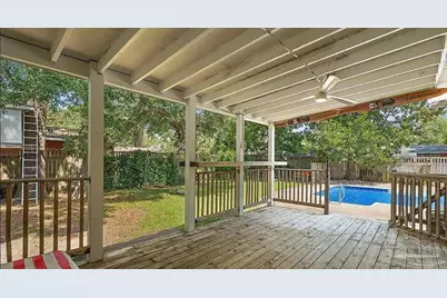 420 Fairpoint Dr, Gulf Breeze, FL 32561 - Photo 14