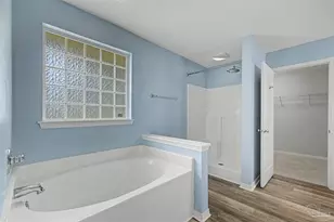 5897 Arch Ave, Pensacola, FL 32526 - Photo 40