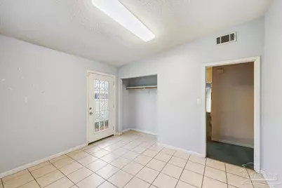 500 S Fairfield Dr, Pensacola, FL 32506 - Photo 8