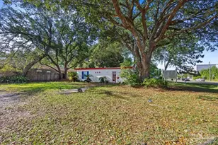 500 S Fairfield Dr, Pensacola, FL 32506 - Photo 6