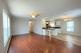 814 N E St, Pensacola, FL 32501 - Photo 2