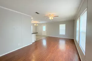 814 N E St, Pensacola, FL 32501 - Photo 4