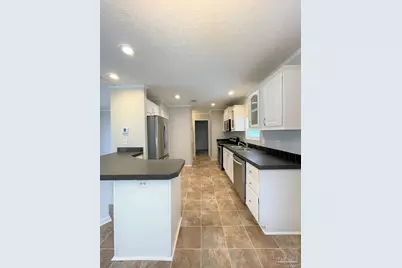 814 N E St, Pensacola, FL 32501 - Photo 6