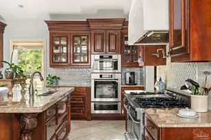 80 Duncan Ave, Gulf Breeze, FL 32561 - Photo 6