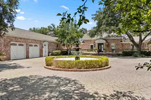 80 Duncan Ave, Gulf Breeze, FL 32561 - Photo 1