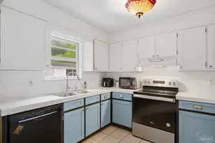 2623 Green Bay Ave, Pensacola, FL 32526 - Photo 10