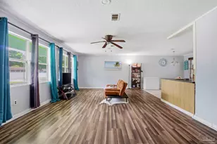2623 Green Bay Ave, Pensacola, FL 32526 - Photo 6