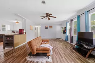 2623 Green Bay Ave, Pensacola, FL 32526 - Photo 8