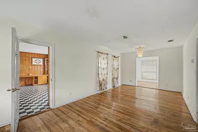 333 Gibbs Rd, Pensacola, FL 32507 - Photo 4