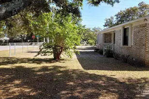 5601 Sea Spray Dr, Pensacola, FL 32507 - Photo 14