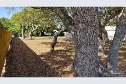 5601 Sea Spray Dr, Pensacola, FL 32507 - Photo 4