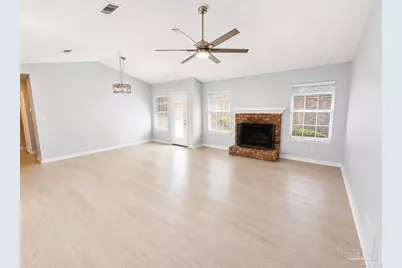 3250 Braxton Cir, Pensacola, FL 32504 - Photo 4
