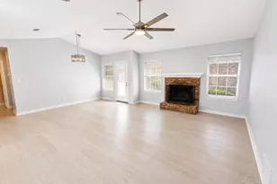 3250 Braxton Cir, Pensacola, FL 32504 - Photo 4