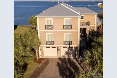 106 Matamoros Dr, Pensacola Beach, FL 32561 - Photo 4