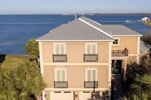 106 Matamoros Dr, Pensacola Beach, FL 32561 - Photo 4