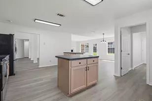 7104 Fitzpatrick Rd, Pensacola, FL 32526 - Photo 4
