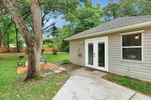3338 Pursell Ln, Pensacola, FL 32526 - Photo 10
