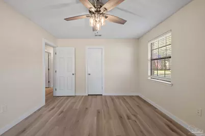 215 Aza Pl, Crestview, FL 32539 - Photo 20