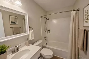 215 Aza Pl, Crestview, FL 32539 - Photo 20