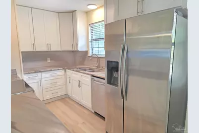 215 Aza Pl, Crestview, FL 32539 - Photo 10