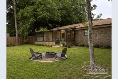 215 Aza Pl, Crestview, FL 32539 - Photo 2
