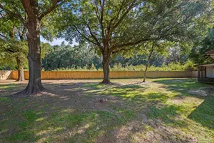 215 Aza Pl, Crestview, FL 32539 - Photo 32
