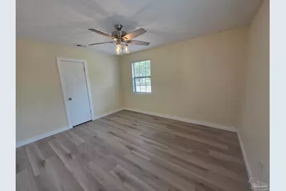 215 Aza Pl, Crestview, FL 32539 - Photo 28