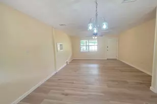 215 Aza Pl, Crestview, FL 32539 - Photo 4